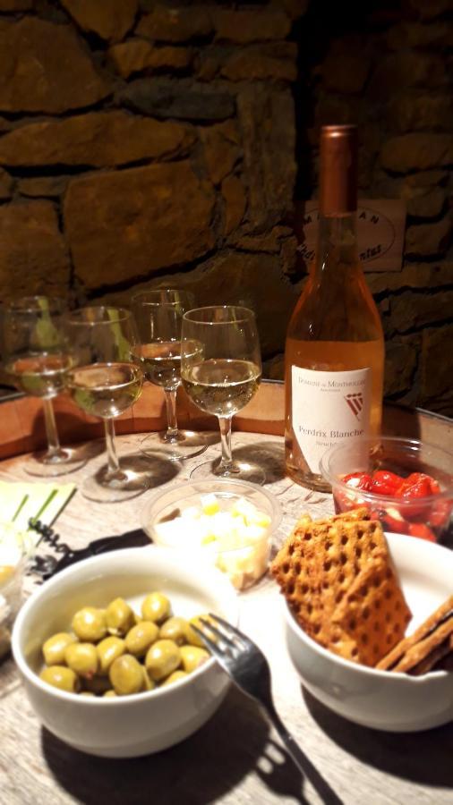 Charmante Maison Villageoise 5 Personnes Happyday Neuchatel Saint-Blaise Dış mekan fotoğraf